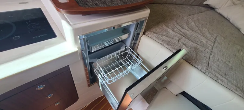  Yacht Photos Pics 2022 GRADY-WHITE 330 EXPRESS - Image 42