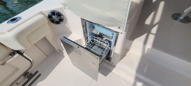  Yacht Photos Pics 2022 GRADY-WHITE 330 EXPRESS - Image 38