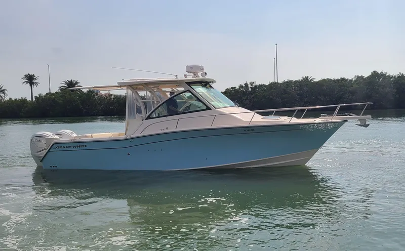  Yacht Photos Pics 2022 GRADY-WHITE 330 EXPRESS - Image 4