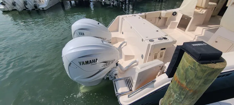  Yacht Photos Pics 2022 GRADY-WHITE 330 EXPRESS - Image 20