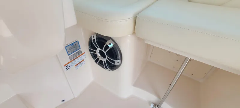  Yacht Photos Pics 2022 GRADY-WHITE 330 EXPRESS - Image 35