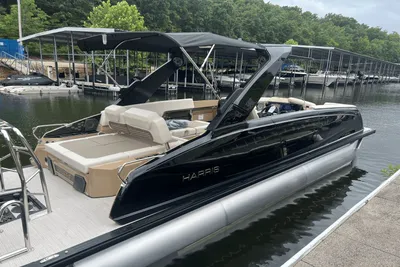 Harris Crowne 250