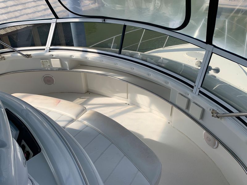 1997 Carver 500 Cockpit Motor Yacht