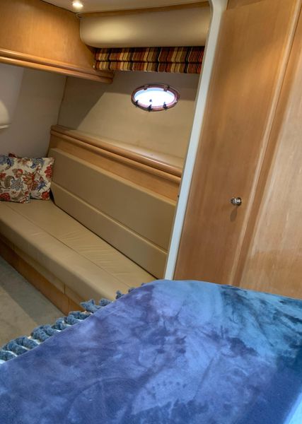 1997 Carver 500 Cockpit Motor Yacht