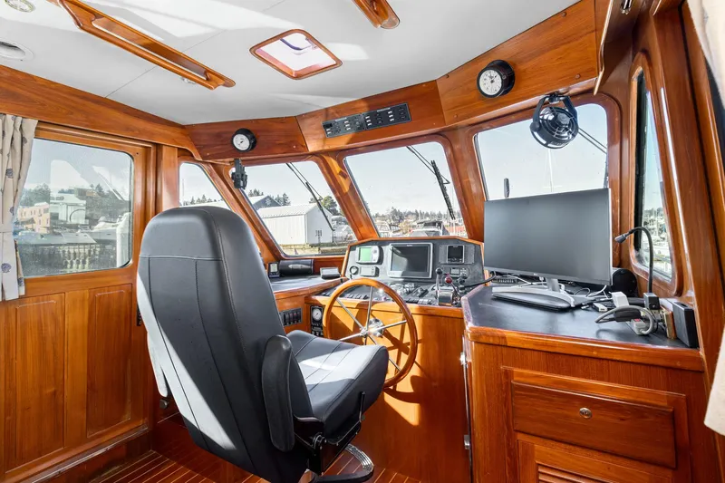 Ohana Kai Yacht Photos Pics 