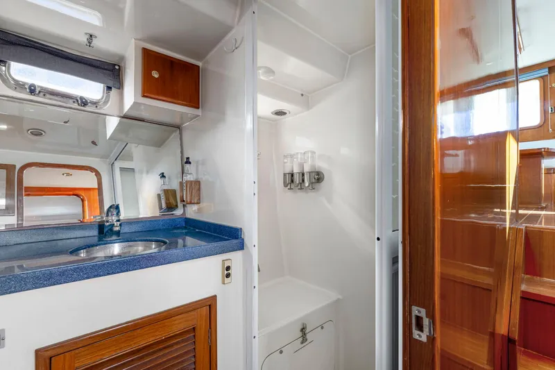 Ohana Kai Yacht Photos Pics 