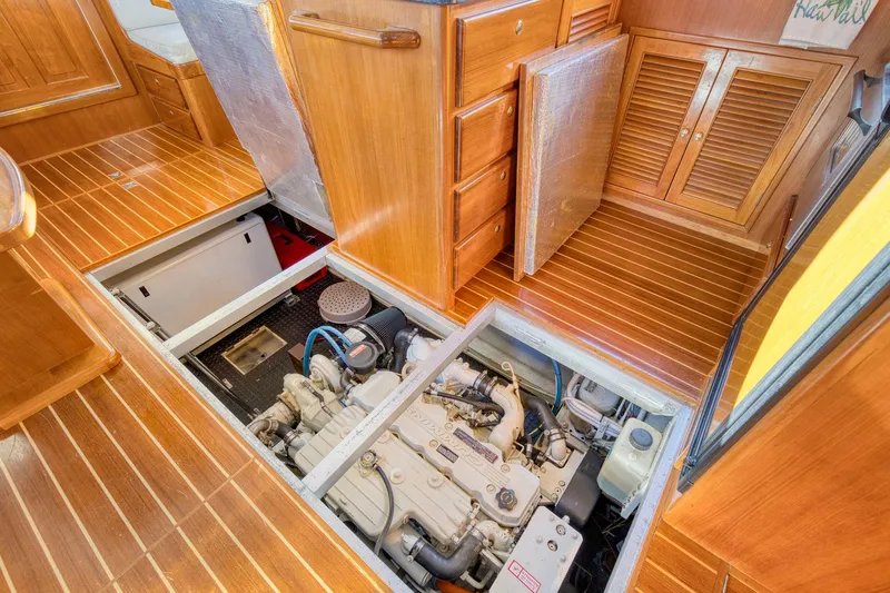 Ohana Kai Yacht Photos Pics 