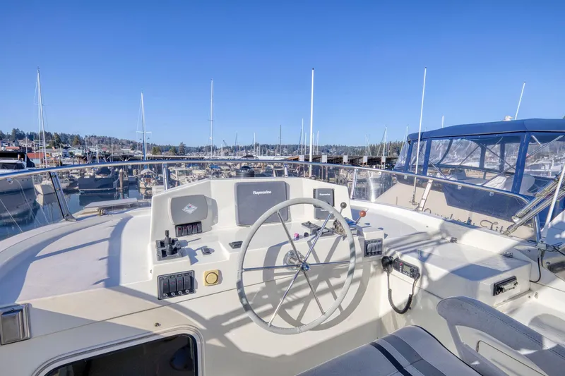 Ohana Kai Yacht Photos Pics 