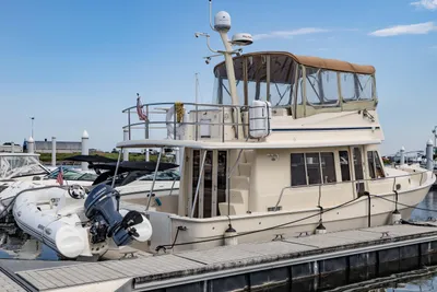 Mainship 400 Trawler