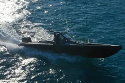 Technohull 40 Explorer