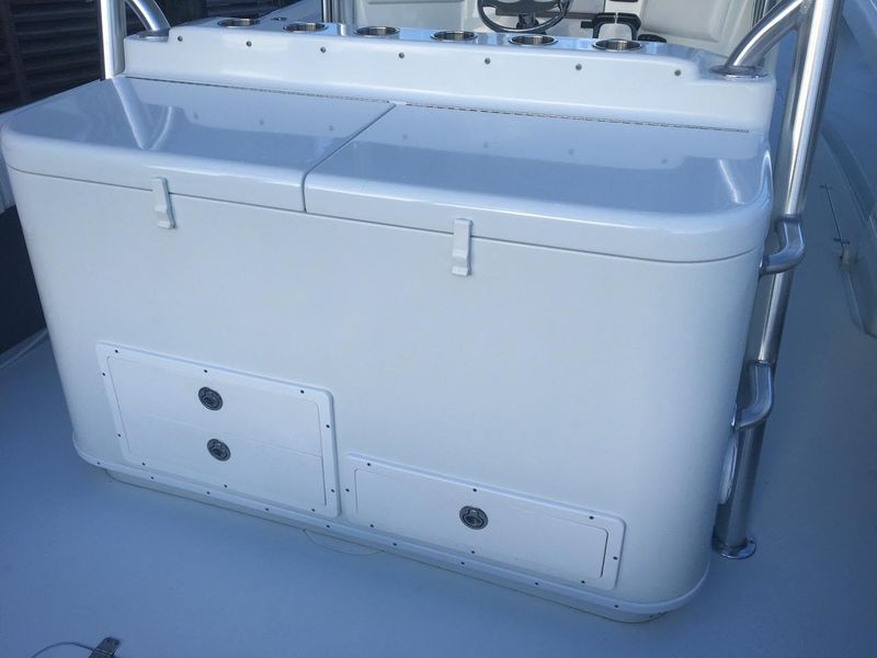 2010 Yellowfin 42 Center Console