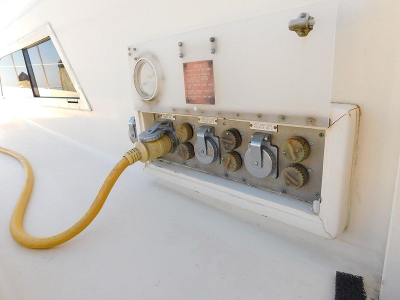 1986 Hatteras 53 Motor Yacht