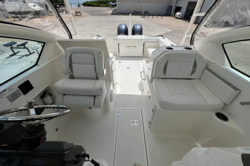 Fighting Irish Yacht Photos Pics helm seating