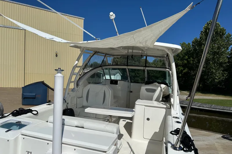 Fighting Irish Yacht Photos Pics aft sunshade