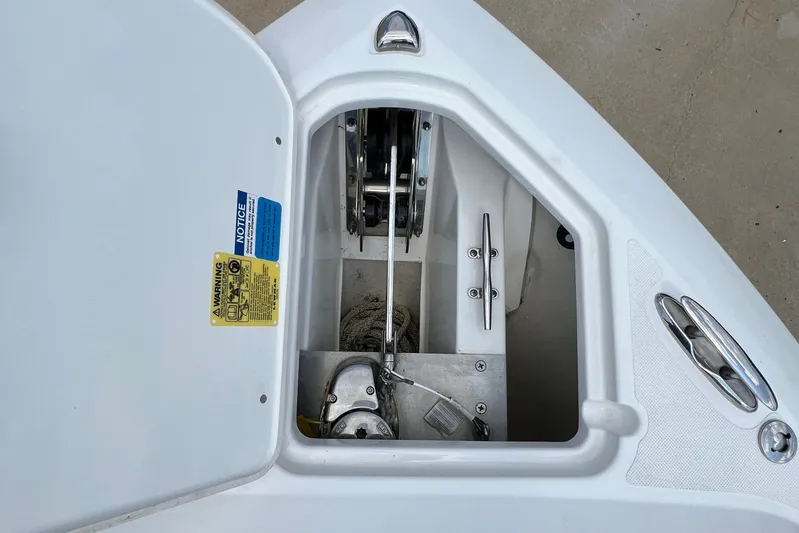 Fighting Irish Yacht Photos Pics windlass