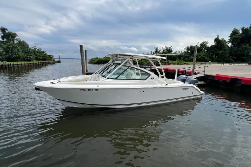 Fighting Irish Yacht Photos Pics 266 Dual Console