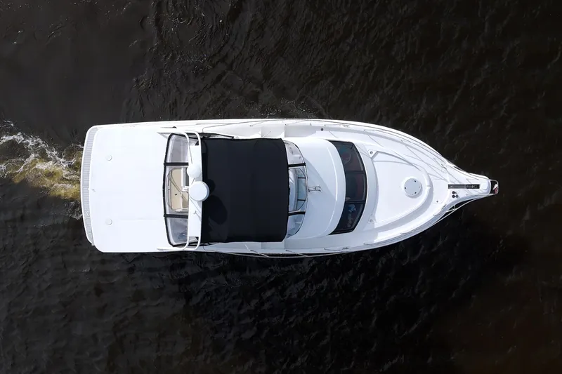 Bear Foot II Yacht Photos Pics 