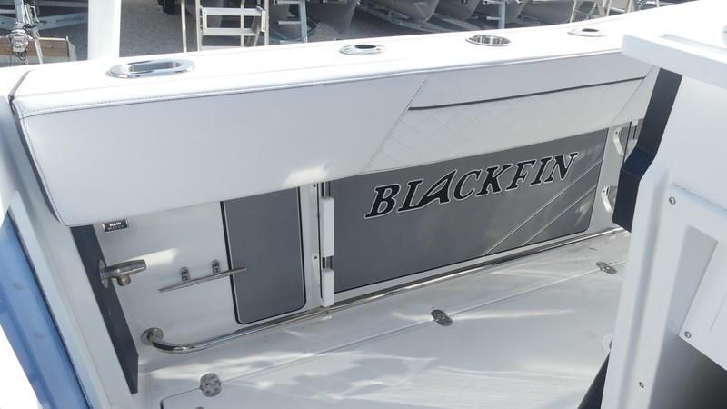2021 Blackfin 272 CC