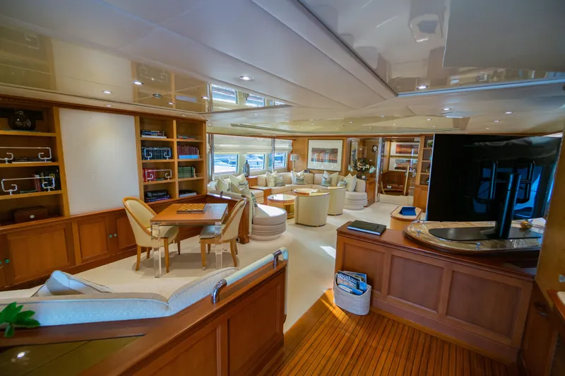 Azul V Yacht Photos Pics Yacht interior