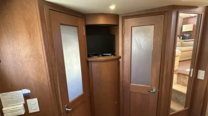 Knot Shore Yacht Photos Pics 