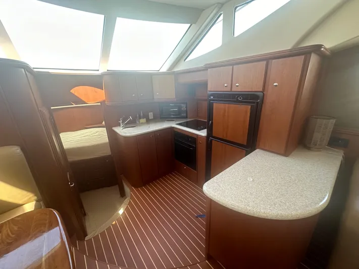 Knot Shore Yacht Photos Pics 