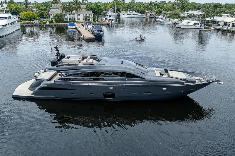Coal Blooded Yacht Photos Pics 