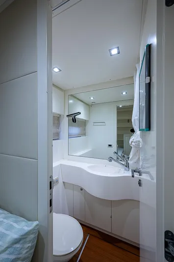 Coal Blooded Yacht Photos Pics 