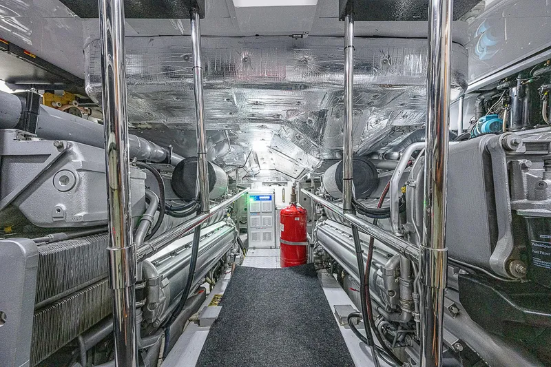 Coal Blooded Yacht Photos Pics 