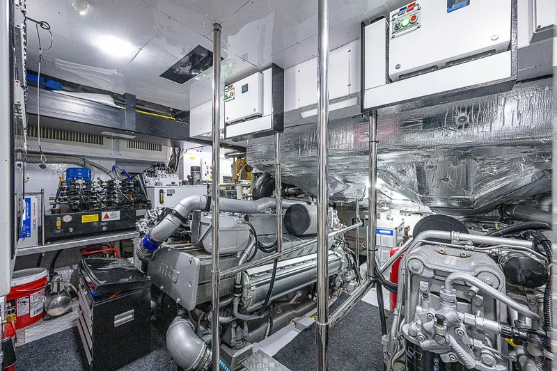 Coal Blooded Yacht Photos Pics 