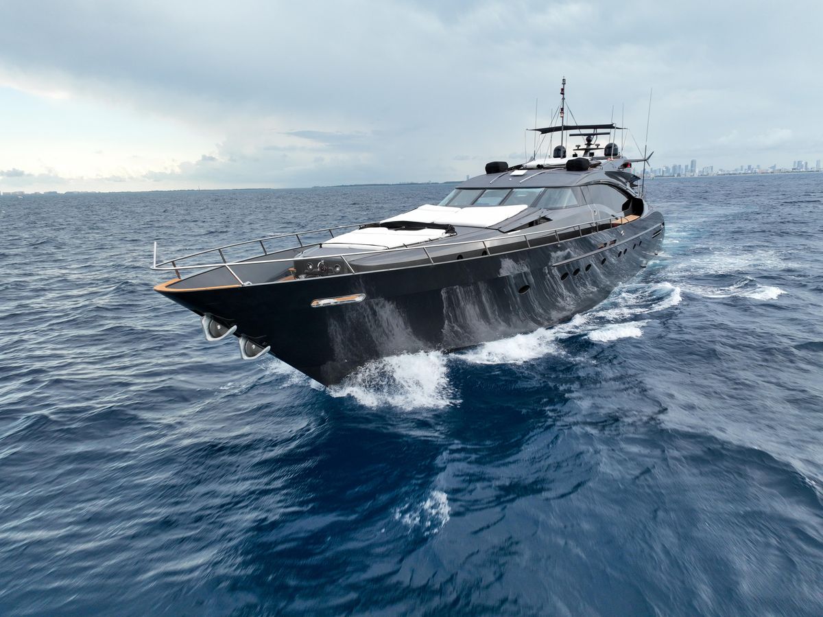 2003 Palmer Johnson 120 