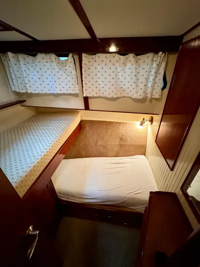 Salmonero Yacht Photos Pics 