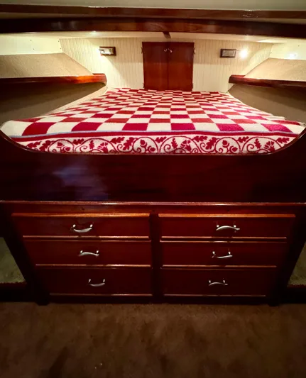 Salmonero Yacht Photos Pics 