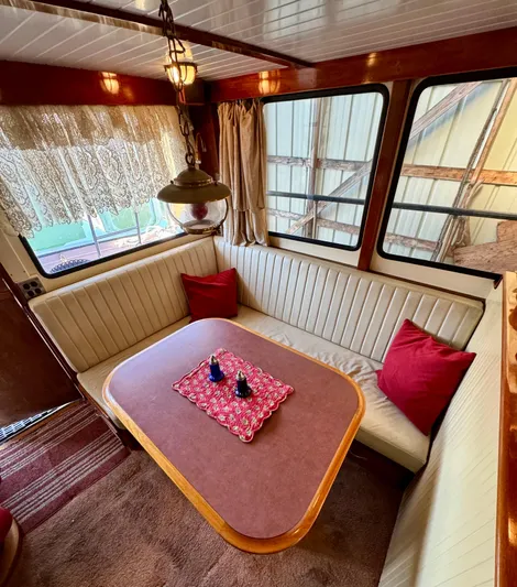 Salmonero Yacht Photos Pics 