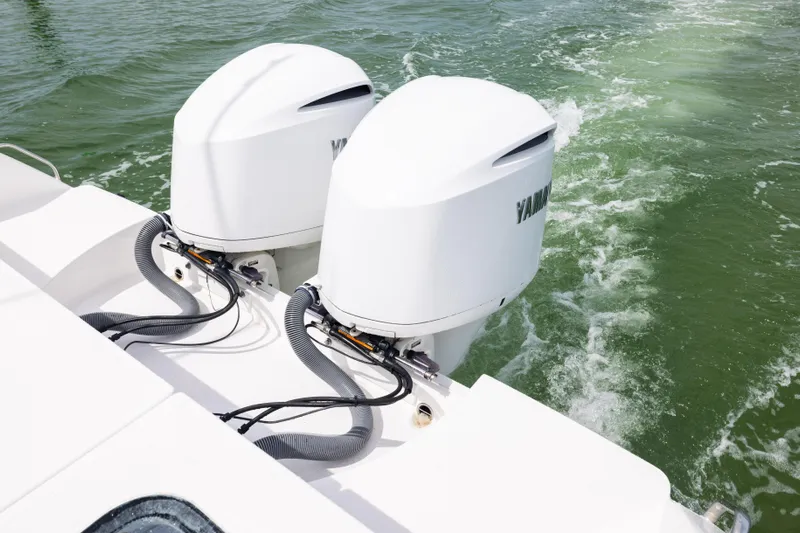  Yacht Photos Pics Twin Yamaha outboard engines on a 2019 Everglades 335 Center Console boat.