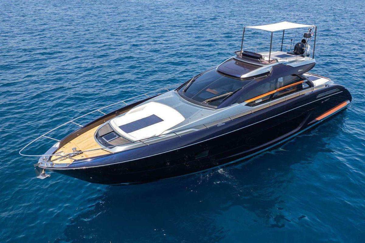2019 Riva 67 