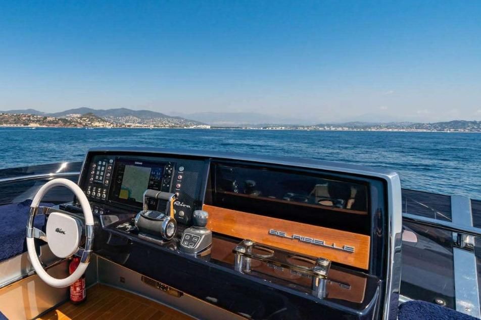 2019 Riva 67 