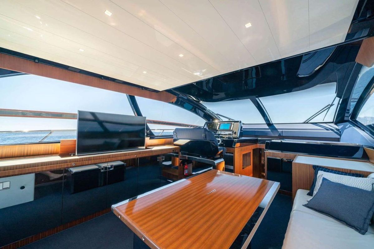 2019 Riva 67 