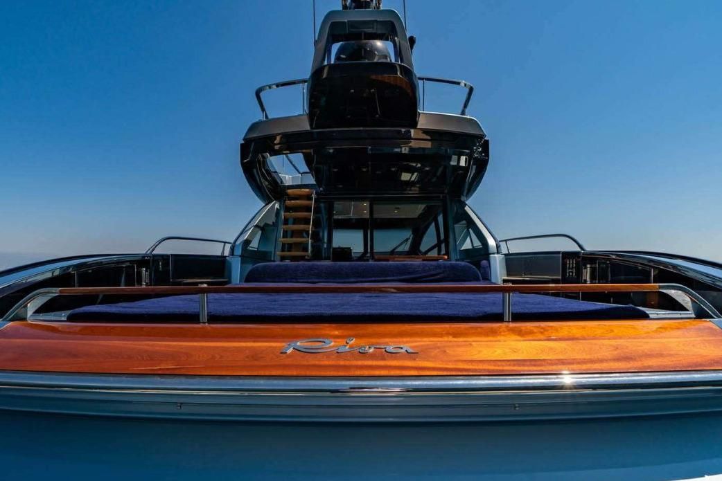 2019 Riva 67 