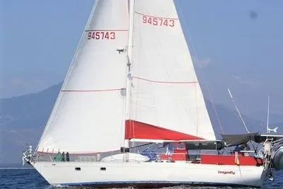 Cheoy Lee 48 Center Cockpit