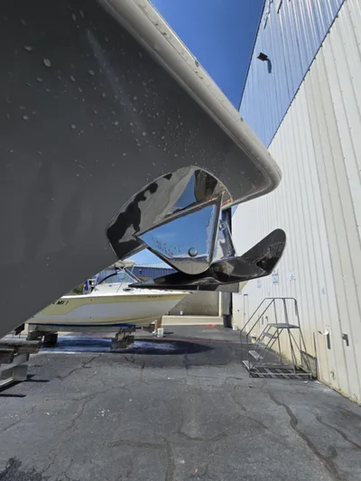 Sea Monroe Yacht Photos Pics 