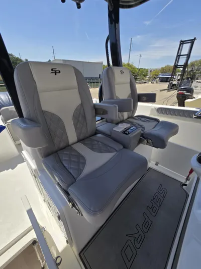 Sea Monroe Yacht Photos Pics 