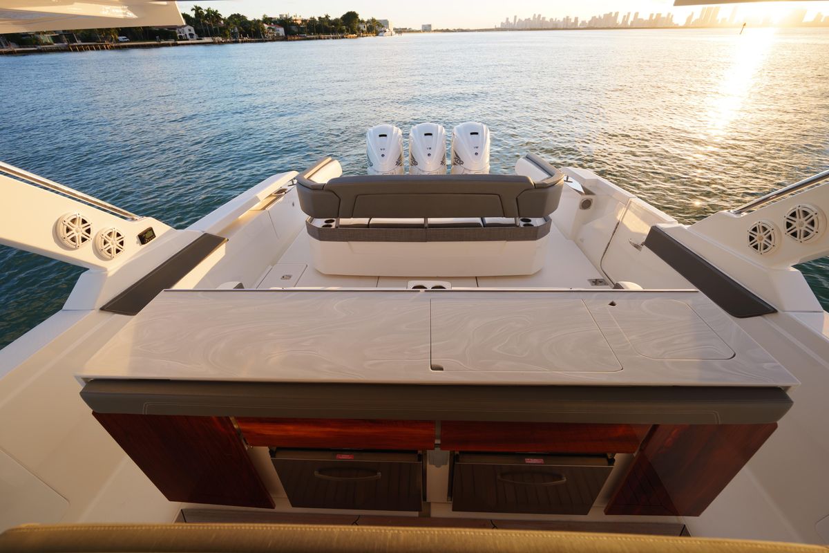 2021 Tiara Yachts 43 