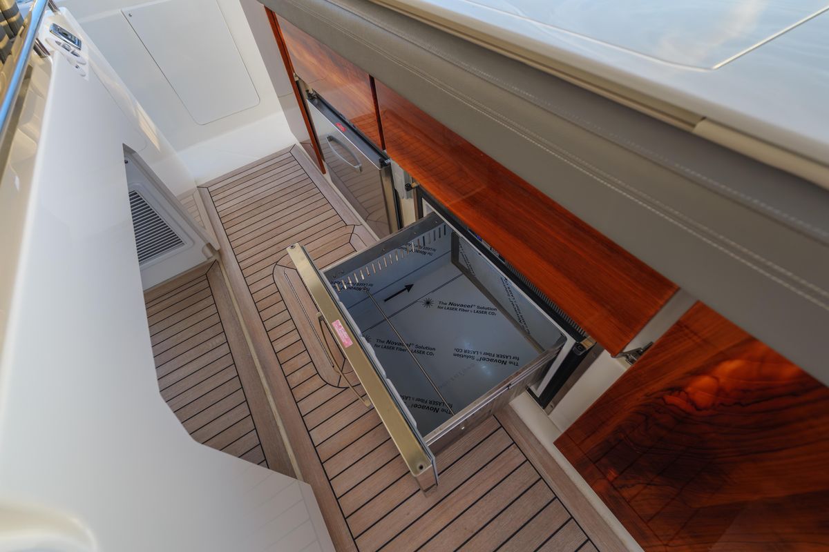 2021 Tiara Yachts 43 