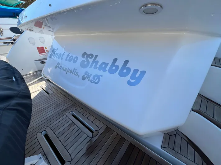 Knot Too Shabby Yacht Photos Pics 