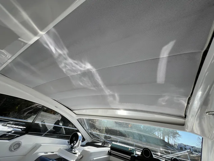 Knot Too Shabby Yacht Photos Pics 