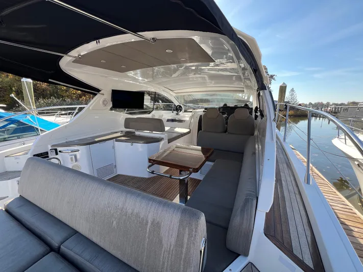 Knot Too Shabby Yacht Photos Pics 