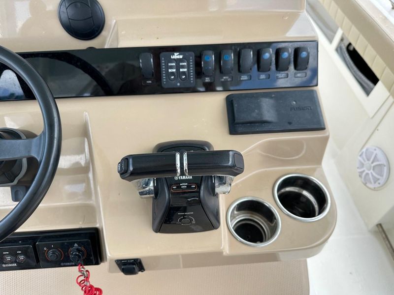 2019 Sailfish 360
