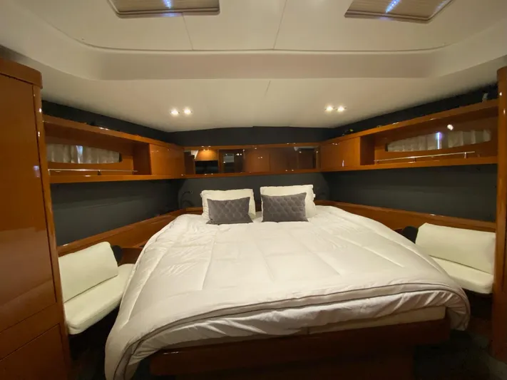 Blue Pearl Yacht Photos Pics Luxurious cabin interior of 2016 Beneteau Oceanis 60 yacht with cozy bedding.