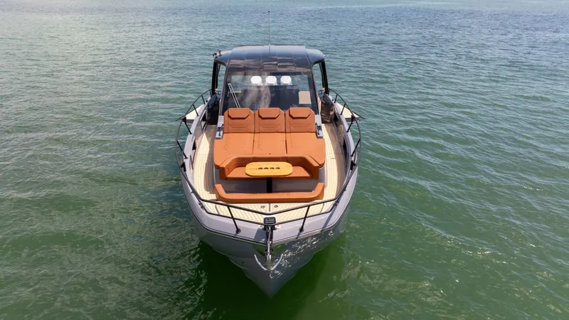  Yacht Photos Pics Luxury Hanover 447 yacht on open water, 2025 model, featuring sleek design and spacious deck.