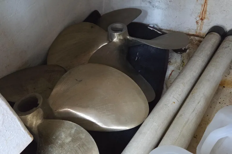 Steel Leader Yacht Photos Pics 